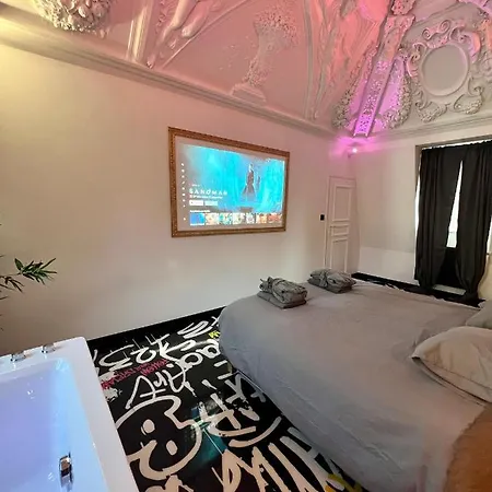 Capsule Art Déco - Jacuzzi - Netflix - Cinéma - Arcade De Jeux&nintendo Switch - 2 - Filet Suspendu *